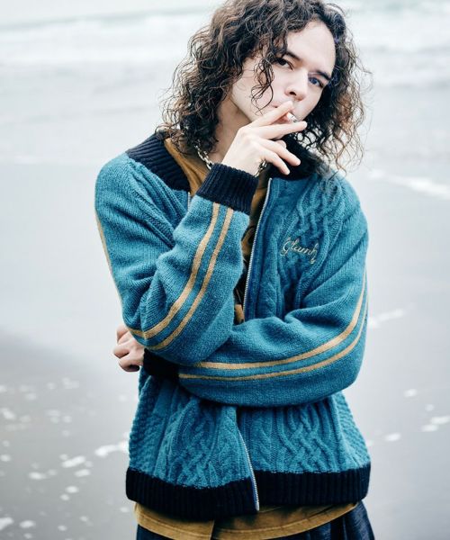 【glamb(グラム)】【予約販売11月下旬～12月上旬入荷】Knit Line Jersey ニットラインジャージー(GB0425-KNT07)