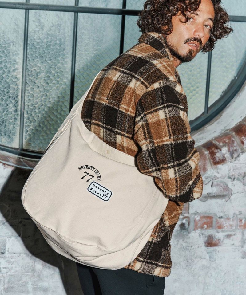 ニュースペーパーバッグ アメリカ製 seventy seven(セブンティセブン)】embroidery newspaper bag(77arch