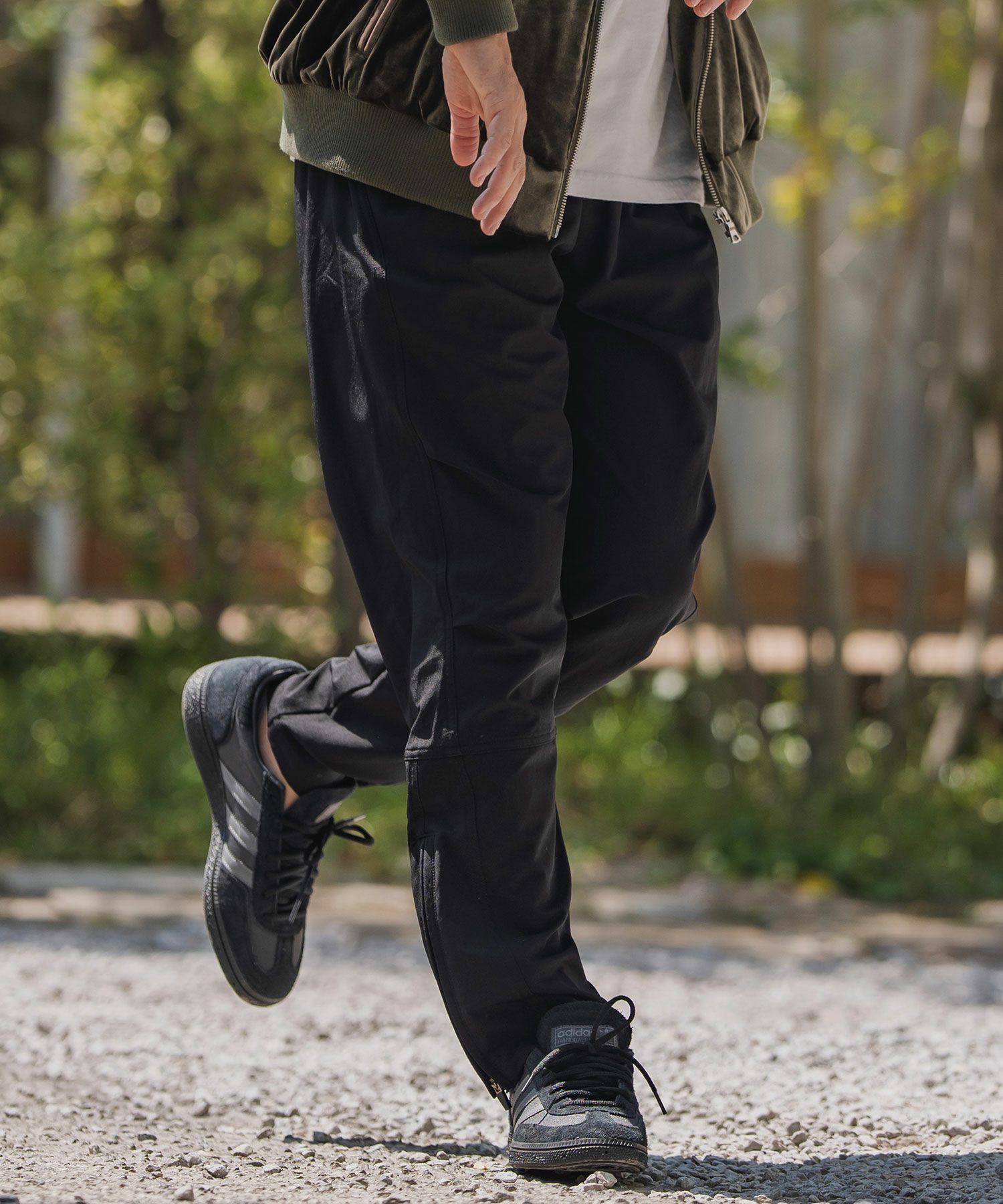 CAMBIO カンビオ　
デニム変形ブッシュバルーンパンツ
ダークブルー 30%OFF【CAMBIO(カンビオ)】サイドZIPラインパンツ(CA-24-39) | CAMBIO