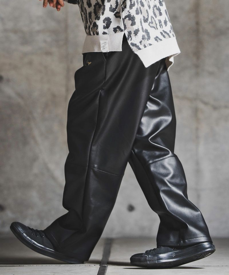 GLIMCLAP(グリムクラップ)】Synthetic Leather Straight-Leg Trousers