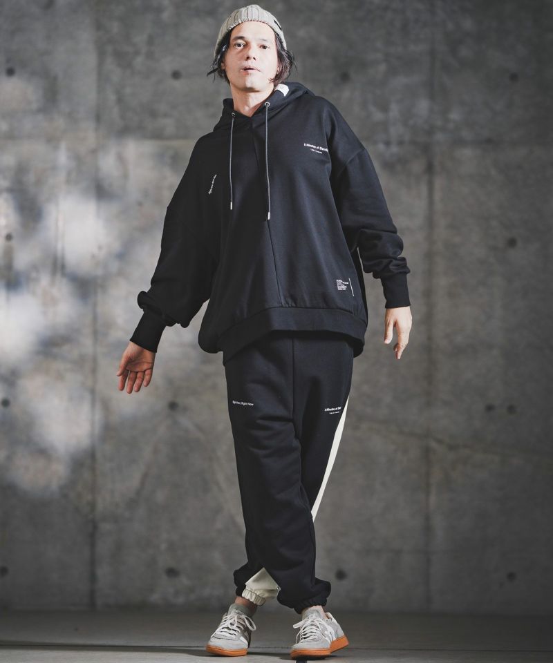 うたわか adidas Dresses the ZX8000 in Court Green and Screaming Pink