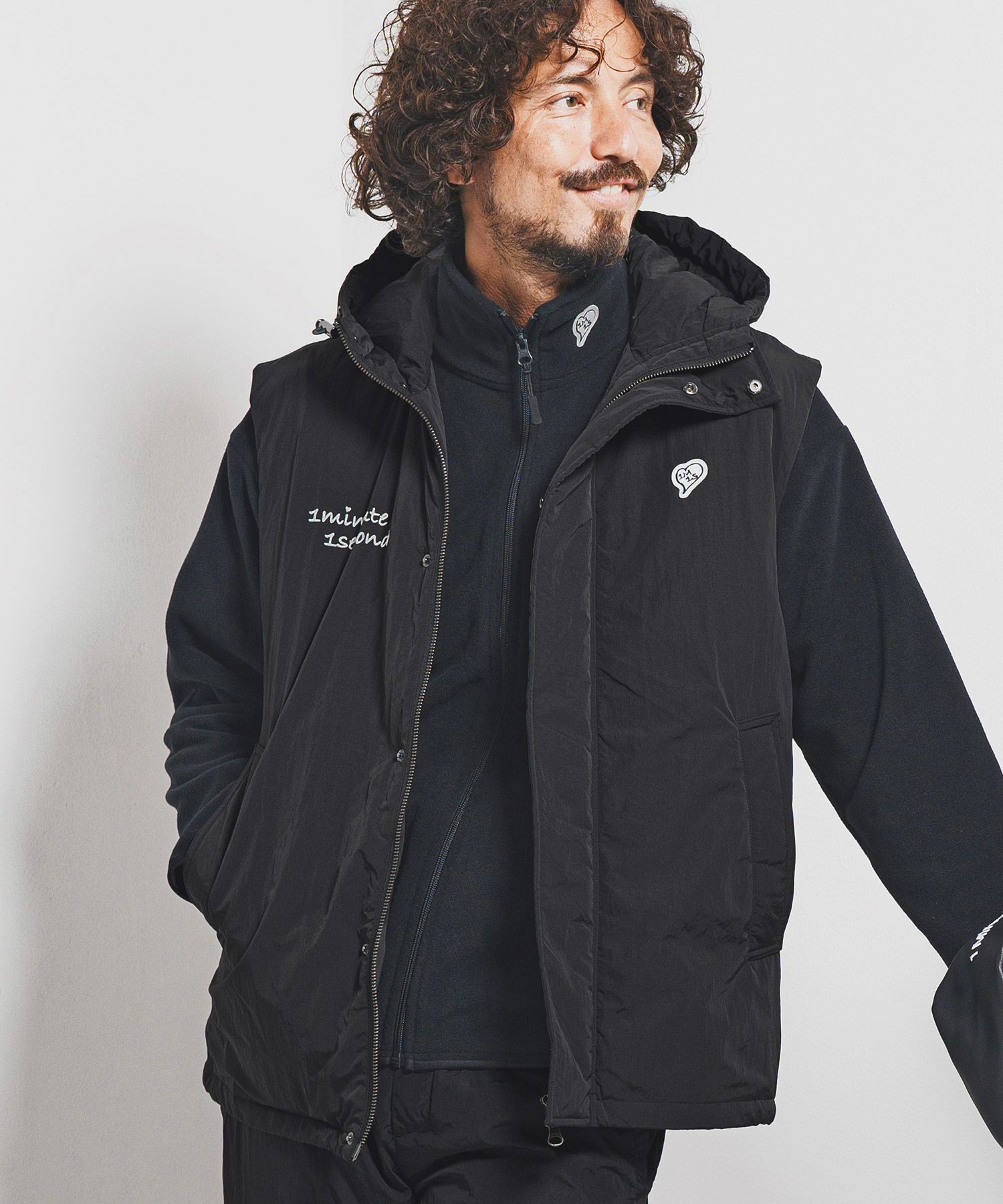 1minute 1second(ワンミニットワンセカンド)】cursive embroidery